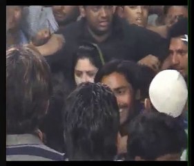 Actress Nagma Slaps Youth at Poll Rally after he 'Manhandles' to Nagma