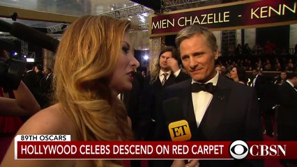Viggo Mortensen on the red carpet at the 89th Oscars