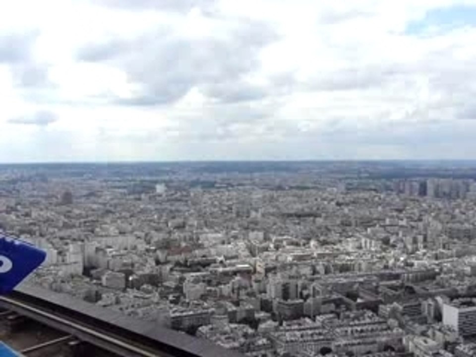 Accident 56 eme etage Tour Montparnasse. . .