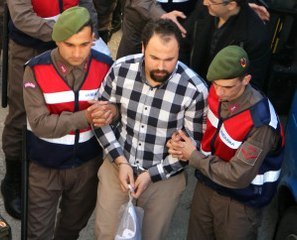 Darbeci Asker Alınmış: Polis 'Salak mısın' Dedi, Şikayetçiyim!