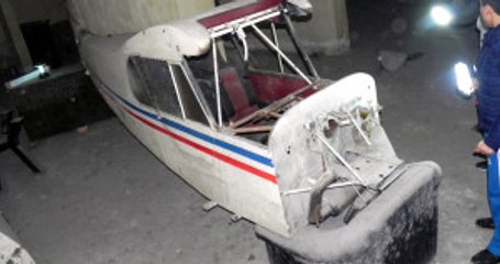 Binanın Bodrum Katında Bulunan Uçak Herkesi Şaşırttı