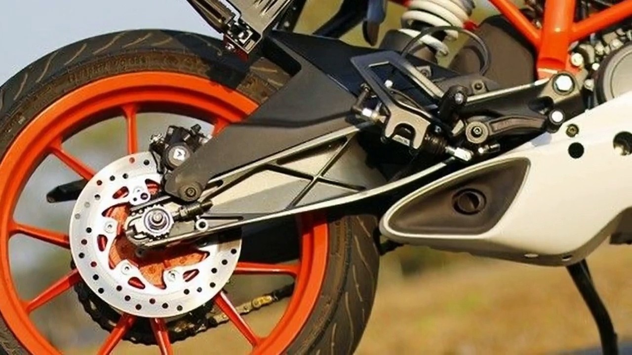 Hot News 2017 KTM RC 200 First Ride Review