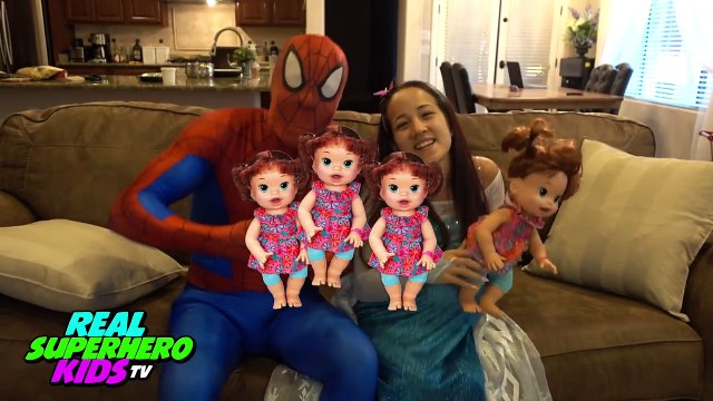 Беременных замороженные Эльза против человека-паука обеспечивает SPIDERBABY ребенок жив ЧЕТВЕРНИ Вт/ розовый Spide