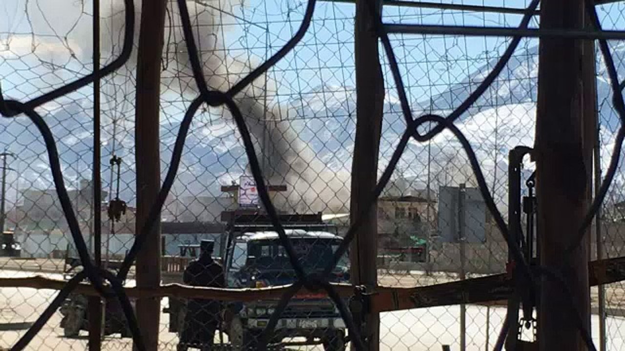 Deux attentats à Kaboul contre la police et les renseignements