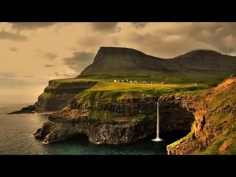 Chuyện khó tin - Đến với những ngôi làng thần tiên trên thế giới