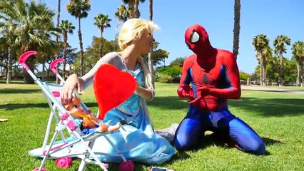 Spiderman Spiderman et Elsa Frozen cœur froid! Baby Anne, Hulk, la crème glacée! jeu télévisé