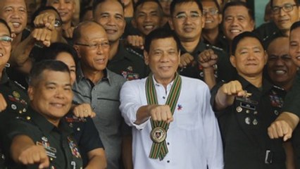 Duterte insta a la Policía filipina a reanudar la "guerra contra las drogas"