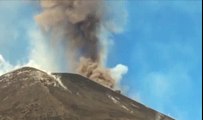 Shperthen Vullkani ne Malin ETNA rrezikohen Shqiperia Kosova dhe Greqia