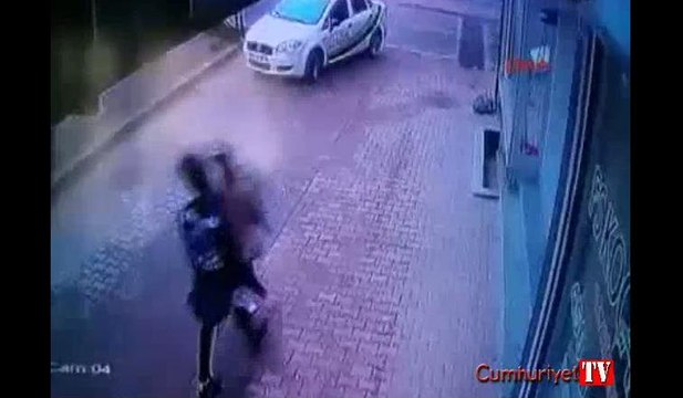 16 yaşındaki gencin polis tarafından vurulma anına ilişkin yeni görüntüler ortaya çıktı
