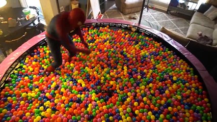 Spiderman vs Venom vs Spidergirl Trampoline Ball Pit Battle Real Life Superhero Movie