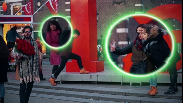 Çiçeğin Kızlar Üzerindeki Etkisi - Hayrettin