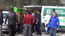 Trafik Kazasında Hayatını Kaybeden Minik Hasret'in Cenazesinde Gözyaşları Sel Oldu