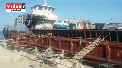 بالفيديو.. بدون صاحب.. قصة سفينتين بدمياط يحرسهما خفراء منذ20 عاما