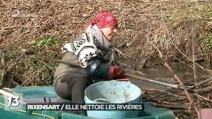 Au chômage, cette femme passe son temps a ramassé des déchets dans les rivières