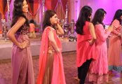 Best Indian wedding dance#indian beautiful mehndi dance2017
