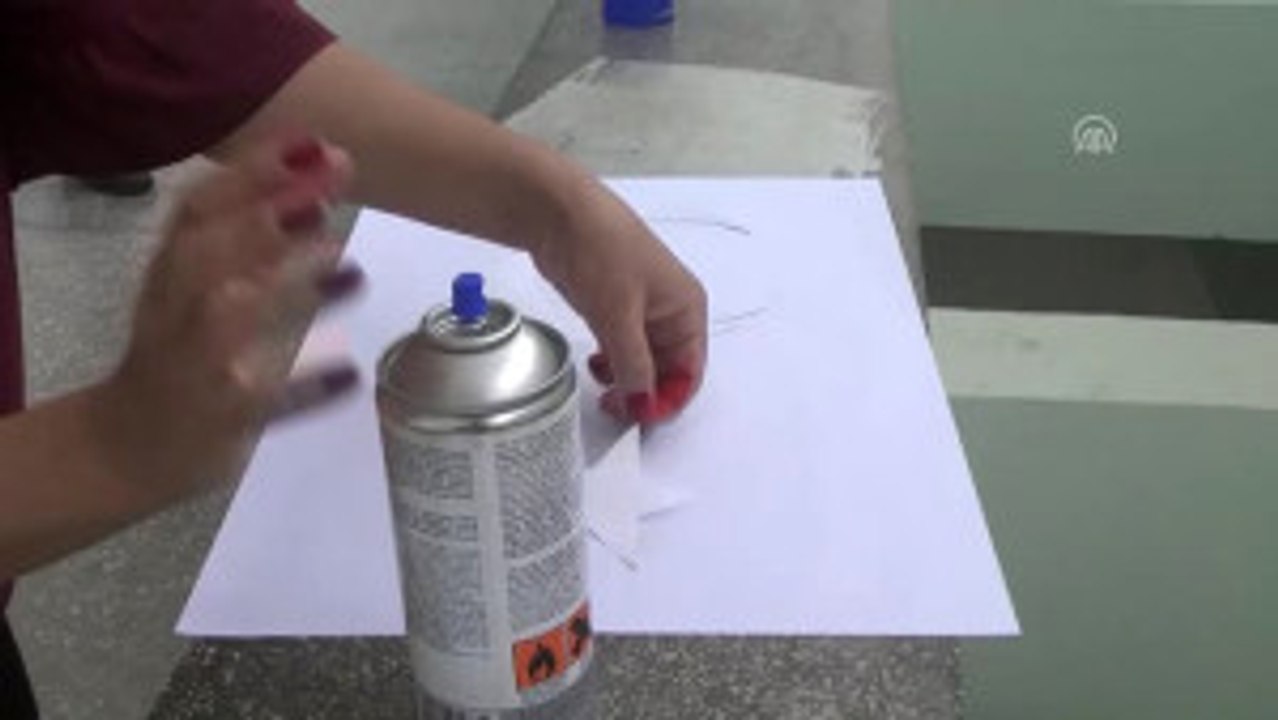 Öğrencilerini "Ebru Sanatı" Ile Buluşturdu