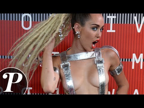 MTV VMA 2015 : Miley Cyrus (presque) nue pour la présentation