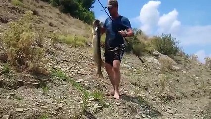 Turčin se hvalio da je ulovio veliku ribu, no pogledajte šta se dogodilo u nastavku…