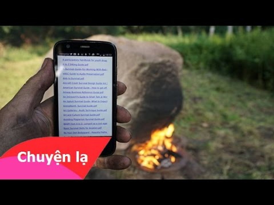 Chuyện khó tin - Phát hiện hòn đá lạ phát Wifi khi đốt lửa