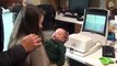 Cum reactioneaza un bebelus cand aude pentru prima data vocea mamei