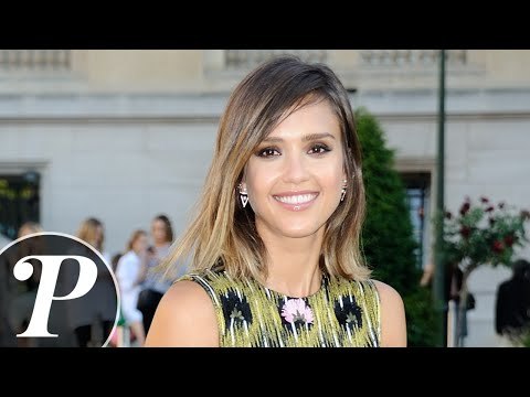 Fashion Week - Jessica Alba radieuse au defilé Giambattista Valli - Fashion Week