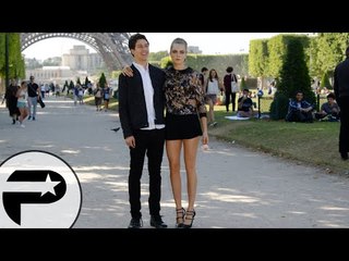 Cara Delevingne et ses jambes interminables en shooting près de la tour eiffel