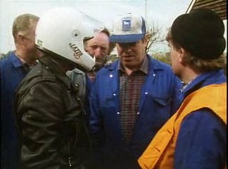 LOVEJOY s02e03