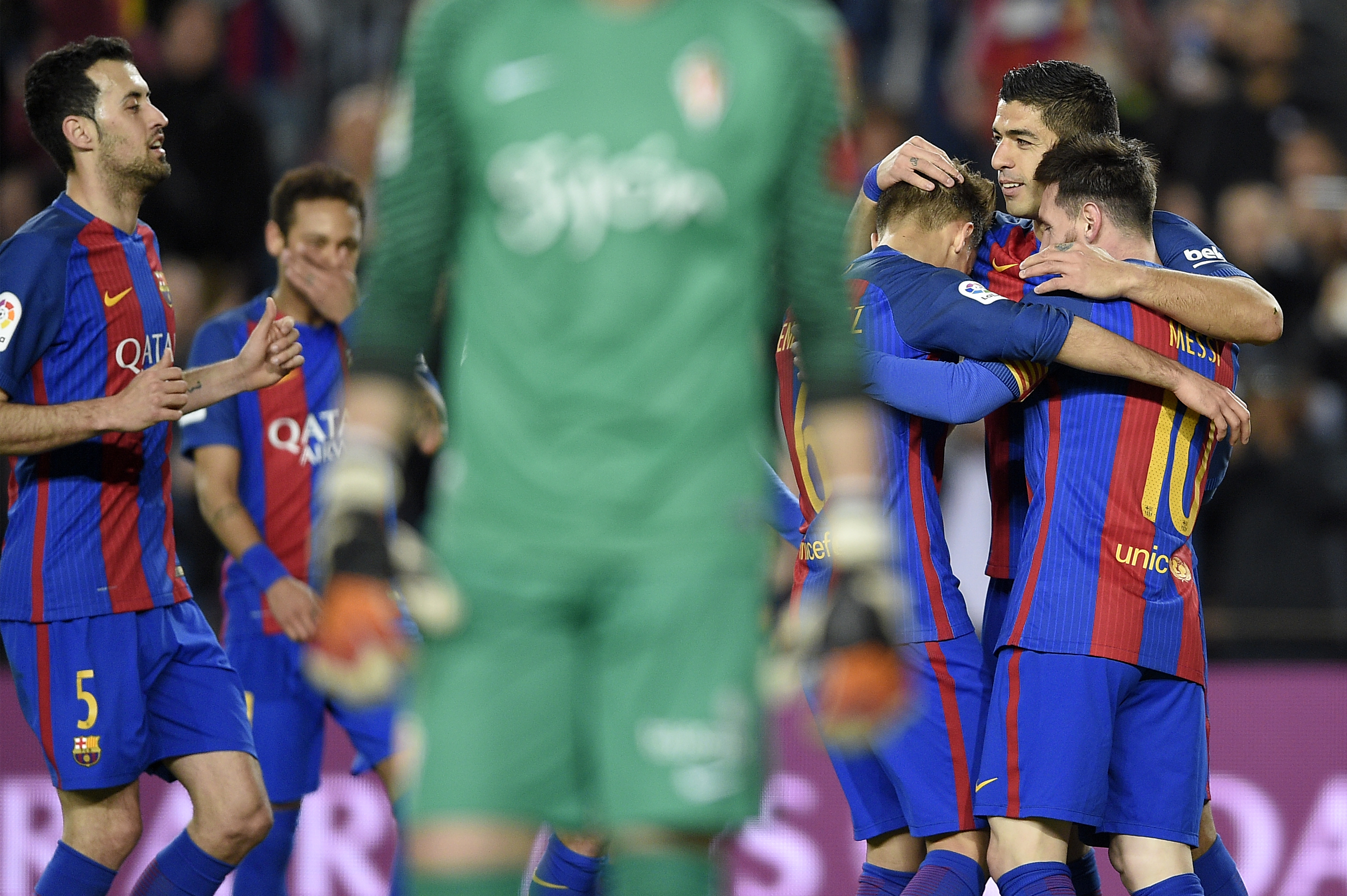 La Liga: Barcelona 6 Sporting Gijon 1