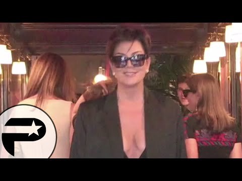 Kris Jenner - de passage à Paris,elle dévoile un décolleté vertigineux