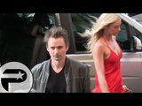 Matthew Bellamy (Muse) à Paris avec sa nouvelle compagne Elle Evans qui essaye de fuir les caméras