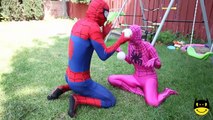 Розовый Человек-паук теряет глаза ж Человек-Паук Халк против сумасшедший Доктор супер героев в реальной жизни