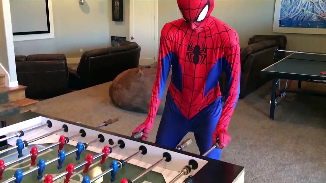 Joker Girl Super Sick Throw Up! Santa Claus McDonalds With Toy Freaks Family Victoria Anna