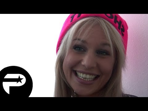 Adixia Paga en interview présentent leur nouveau Single Just Married