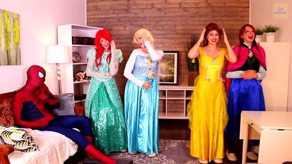 Spiderman SAVES FROZEN ELSA & ANNA’s HEADS! w_ Joker Maleficent Spidergirl Cat