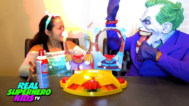 Frozen Elsa POO COLORED BALLS with PREGNANT Pink SpiderGirl vs Joker Superhero Fun in Real