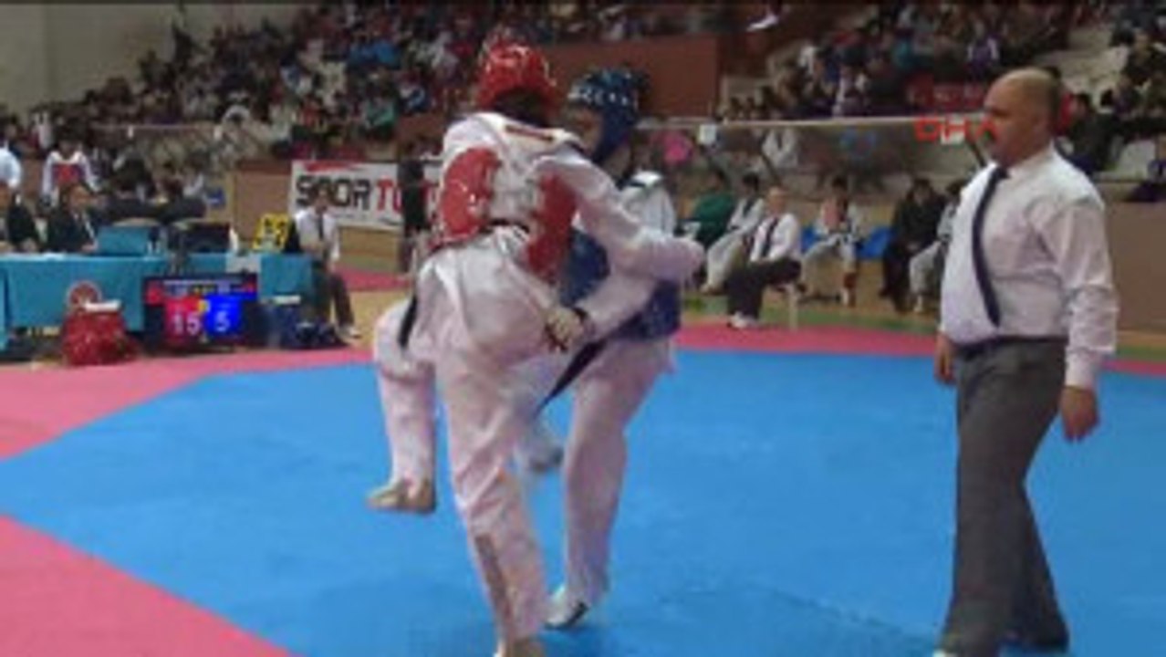 Tekvando Ümitler Türkiye Şampiyonası Alanya'da Başladı