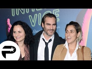 Joaquin Phoenix en famille pour la première de "Inherent Vice"