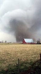 Une tornade incroyable souffle sur l'Illinois - 1 mars 2017