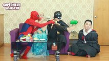 Spiderman MONEY BATTLE Vampire To Love Frozen Elsa! w/ Batman Funny Superhero movie IRL