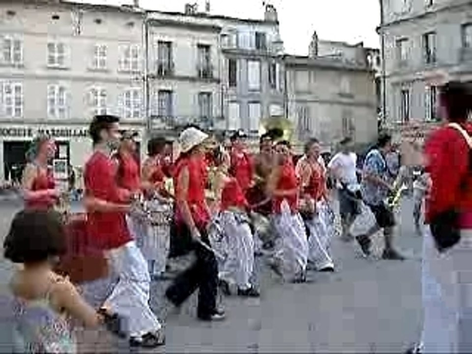Pulsabatouk à Arles