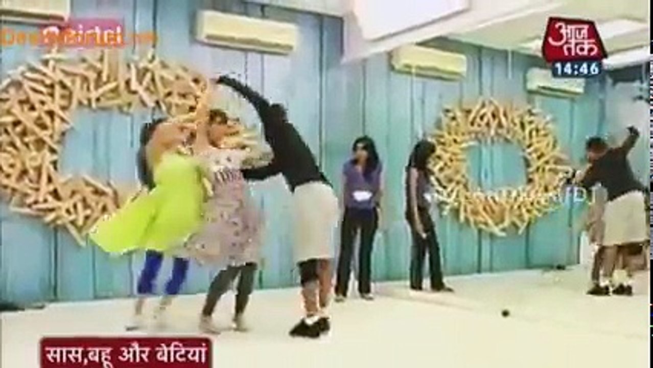 خلف الكواليس رقص  كوشي وجيت (لين)