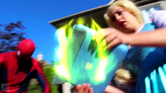 Frozen Elsa Turns into VILLAINS! w/ Spiderman Joker Maleficent Anna Spidergirl! Superhero