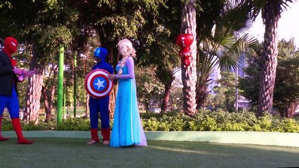 ★ Человек-паук пописать на Эльзас ванна ★ играть doh замороженные мультфильм стоп-Моушн