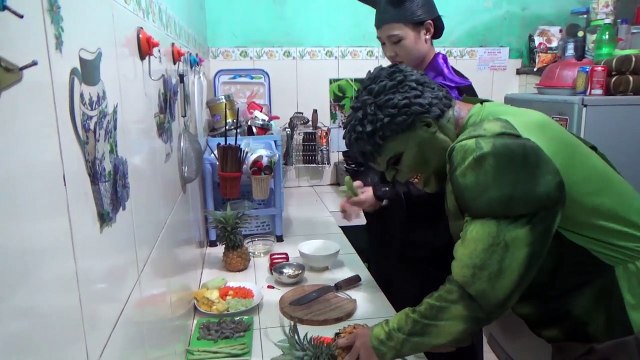 И Капитан Америка и синий Человек-паук и Халк: Детский Человек-паук ! Забавный супергерой в ре