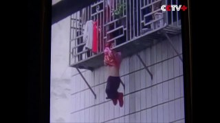 Two Men Save Girl Hanging by Neck From Fourth Storey Window - 2017