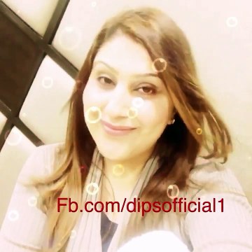 Social Media Viral Aunty Dubsmash on Romantic Song