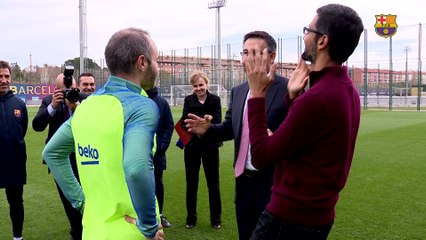 Google CEO pays visit to Barça