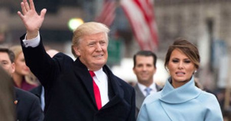 Melania Trump'ın, Eşi Donald Trump'a Bakışlarından Sonra Vücut Dili İncelendi