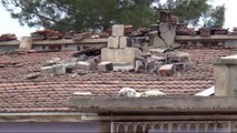 Depremin Ana Üssü Samsat'ta Belediye Binası, Arabalar ve Binalar da Zarar Gördü