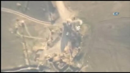 Azerbaycan Ermenistan'ın Askeri Aracını Vurdu